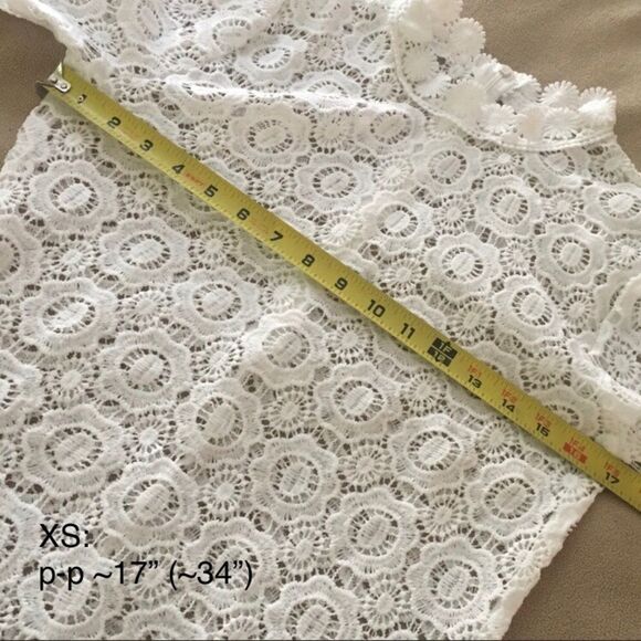 White Flower Lace Crochet Blouse XS-M - Picture 4 of 9